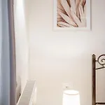 Dante E Allegra By Villaspo Homes דירה חאניה