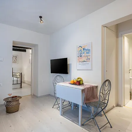 Allegra Apartamento *